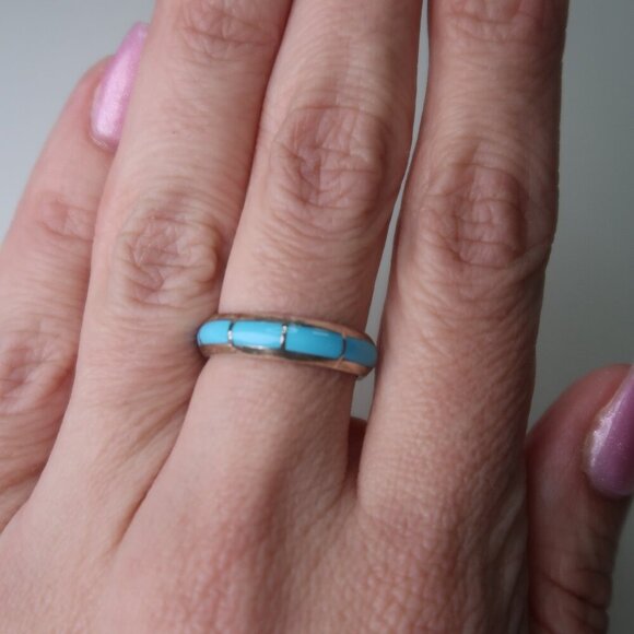 Vintage Native American Zuni Turquoise Inlay Band in Sterling Silver - Size 7.5 - Picture 2 of 4